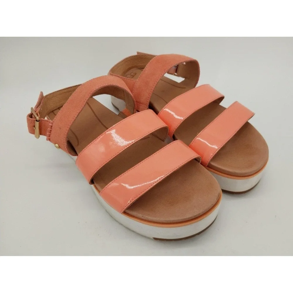 UGG Coral‎ Platform Sandals Women's Size 10 Patent Strap Summer Comfort Shoes